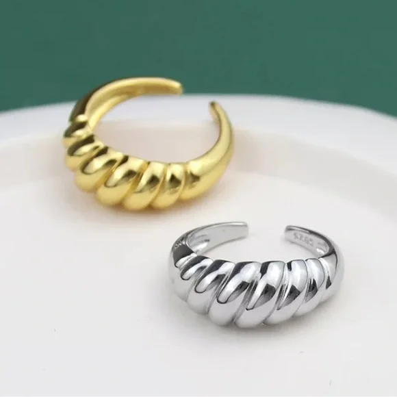 💯 NEW 925 STERLING SILVER ADJUSTABLE FRENCH RING, CUTE RING, SHINY RING. - Picture 3 of 4